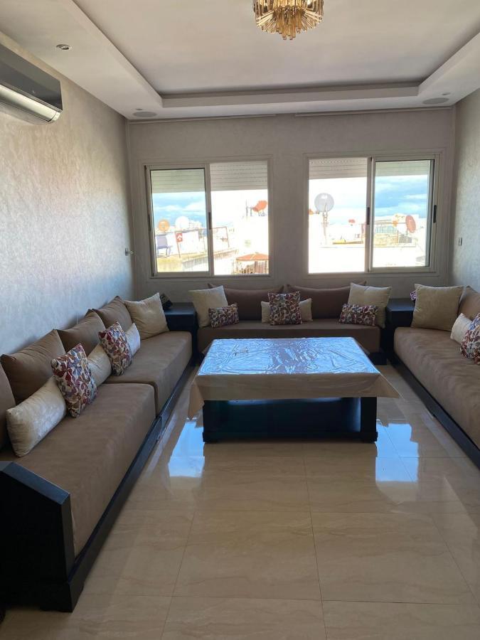 Magnifique Appart F3, Renove, Tres Bien Desservie Casablanca Exterior photo