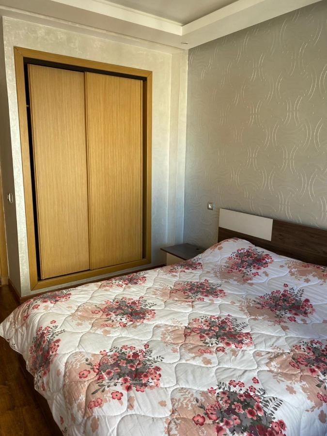Magnifique Appart F3, Renove, Tres Bien Desservie Casablanca Exterior photo